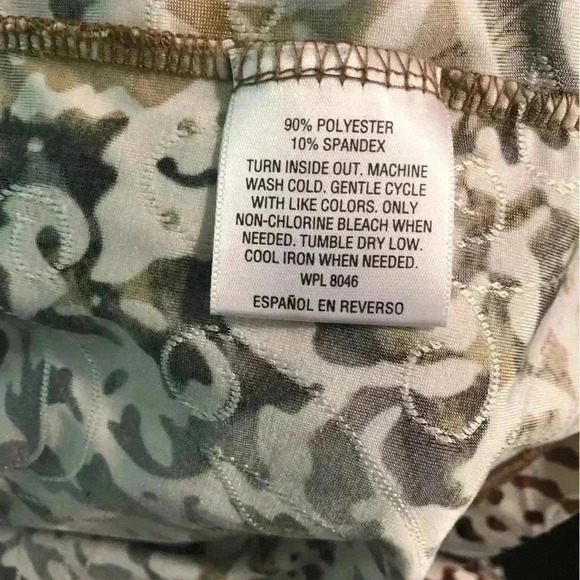 JM Collection Woman Sz 3X Blouse Beige Tan  Black Geometric Print Scoop Neck - Picture 5 of 5